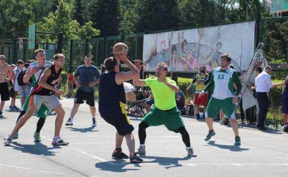 Чемпионат по стритболу в г.Кемерово (2015)  